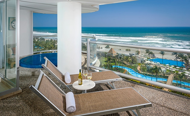 vidanta-acapulco-accommodations-the-grand-mayan-one-bedroom-suite-2
